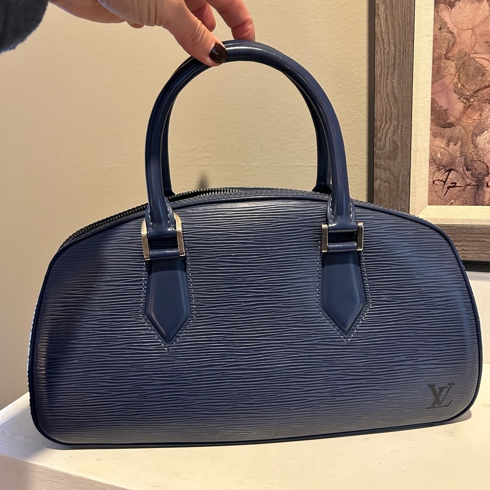 Jasmine leather Louis Vuitton Blue Epi